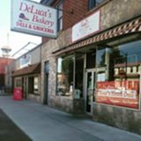 Deluca’s Bakery, Deli & Groceria