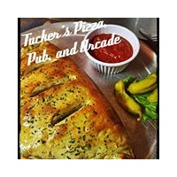 Tucker’s Pizza, Pub, & Arcade