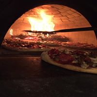900 Degrees Wood-Fired Pizza Eatery