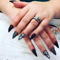 Dana’s Nail Salon