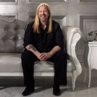Color – a Salon by Michael Boychuck
