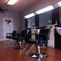 Mora’s Barber Shop