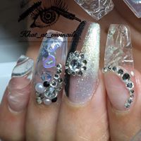 VIVI LV Nails