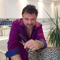 Nino Tollis Salon