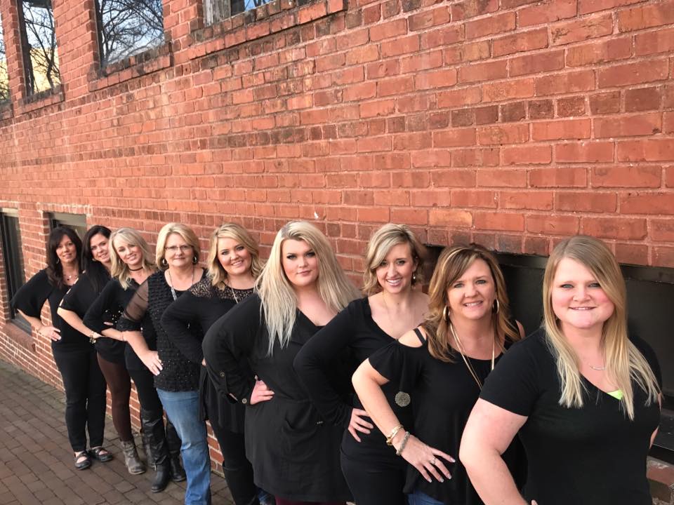 Strandz Salon & Spa