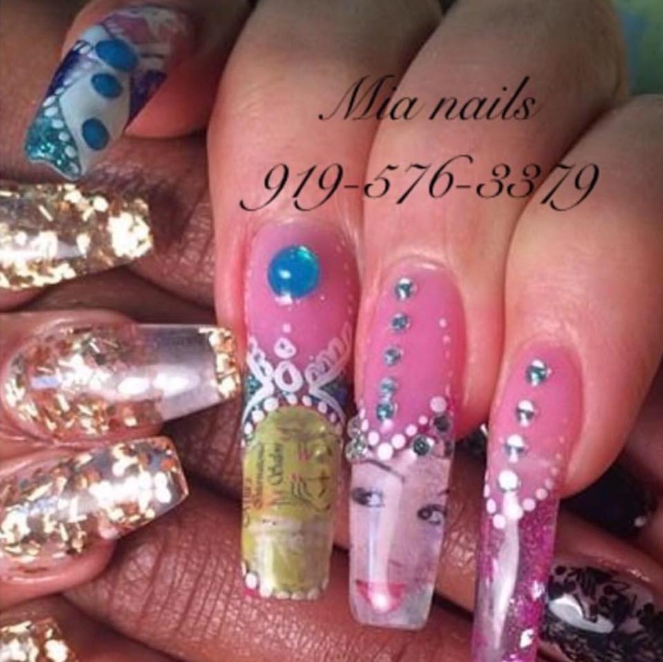 Mia’s International Salon