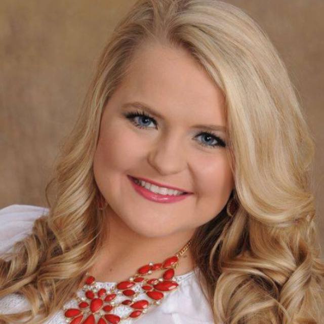 Crystal Jones, Stylist at Hair America