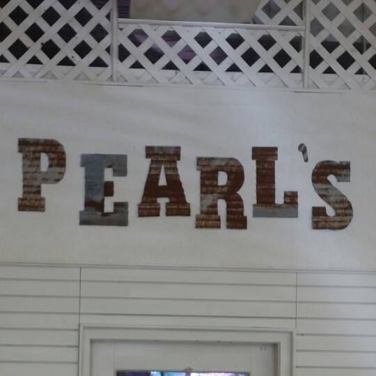 Pearl’s Salon & Boutique