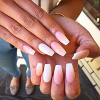 Brooke’s Nails & Beauty