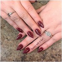 Snazzy Nails & Spa