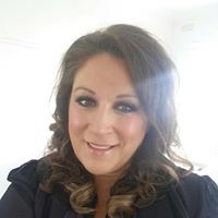Stacey Koniaras Nail Tech Beauty Educator
