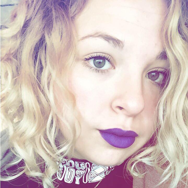 Nina Argento – Barber Stylist