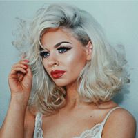 Blond Salon