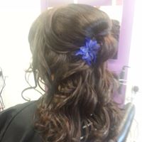 Tugs and tangles hair,nails and beauty salon
