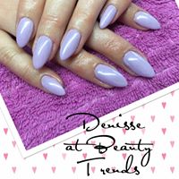 NailTrends- Beauty Trends by Denisse Wyman