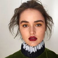 Zoe Karlis Makeup Artist & Hair Stylist