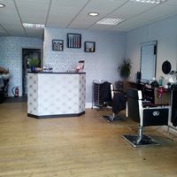 D&D Barbers & Salon